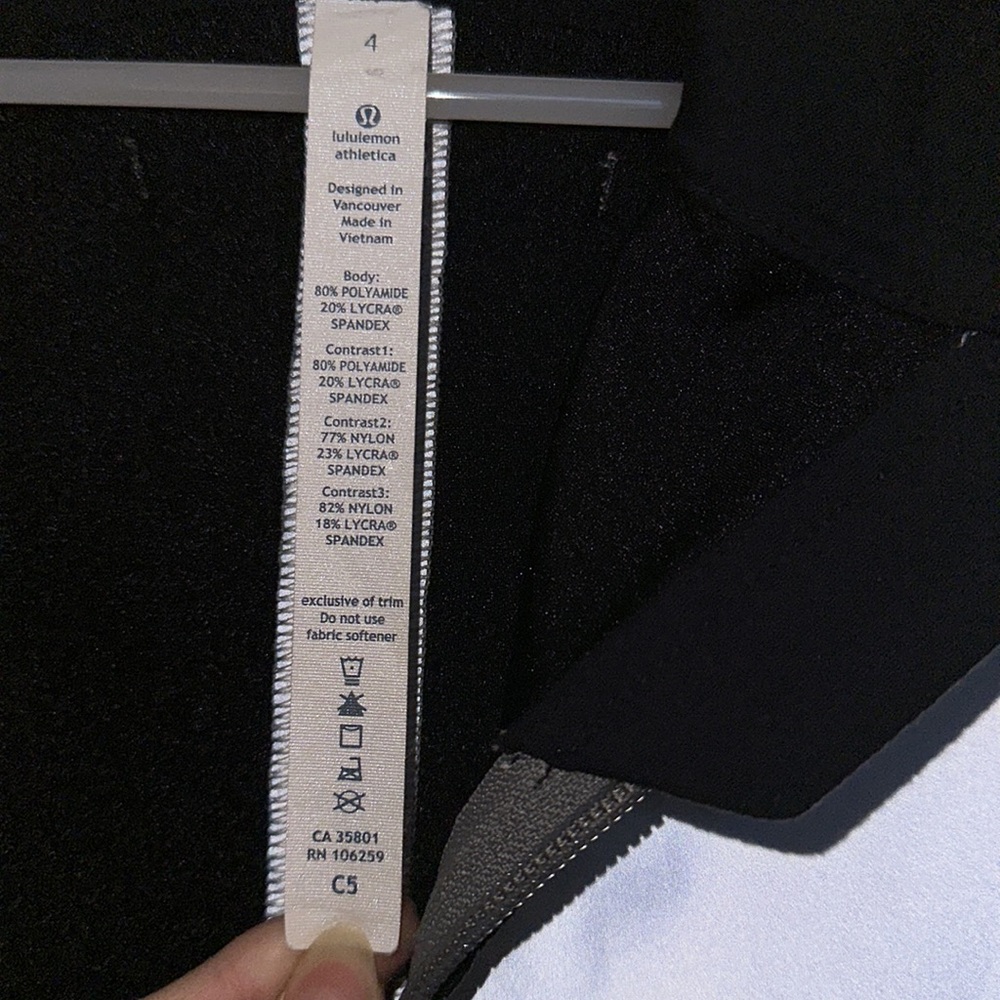 Lululemon Run: Reflective Jacket - image 8